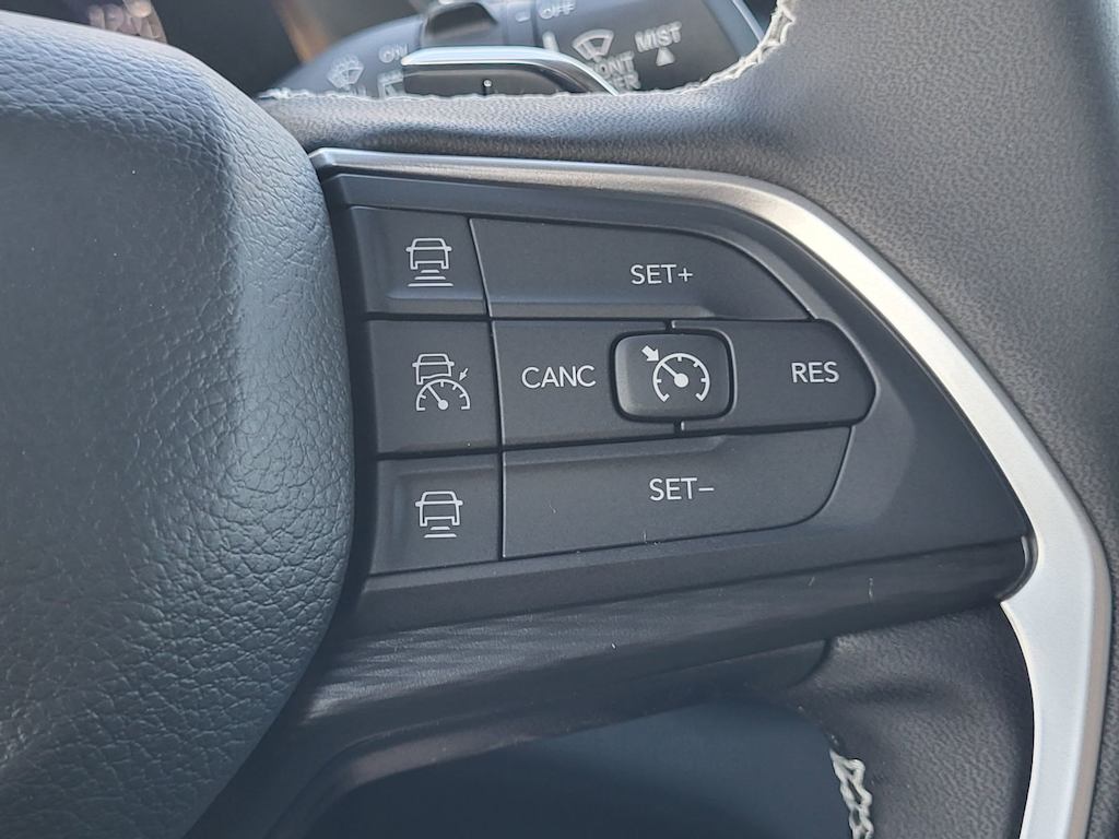 Thumbnail: 2026 Jeep Grand Cherokee - 22