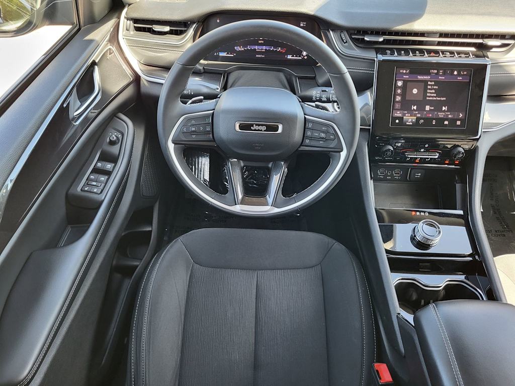 Thumbnail: 2023 Jeep Grand Cherokee - 2