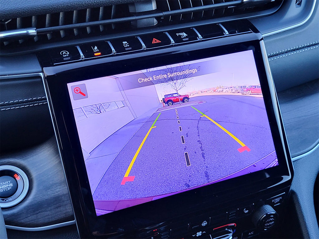 Thumbnail: 2025 Jeep Grand Cherokee - 16