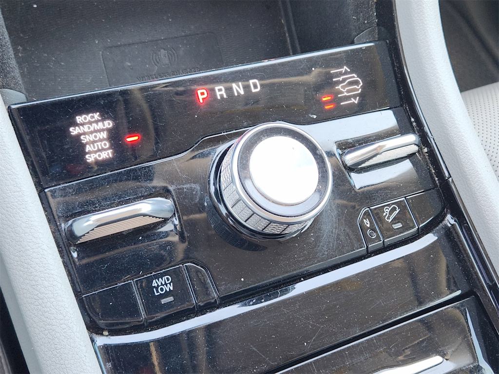 Thumbnail: 2022 Jeep Grand Cherokee - 21