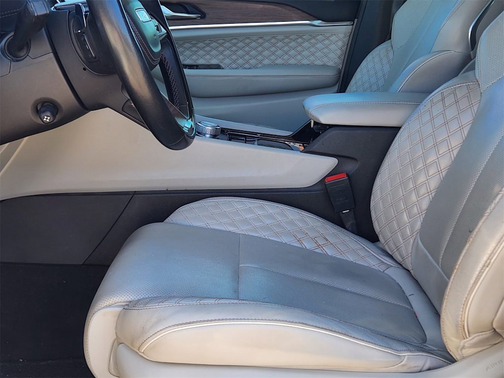 Thumbnail: 2022 Jeep Grand Cherokee - 18