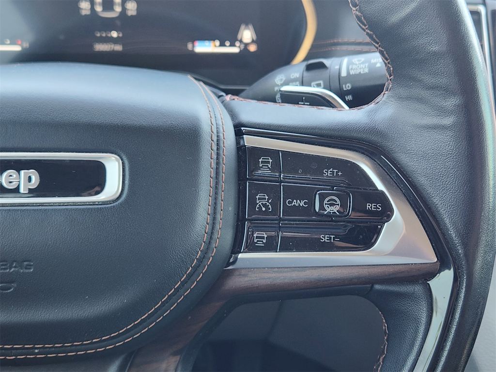 Thumbnail: 2022 Jeep Grand Cherokee - 26