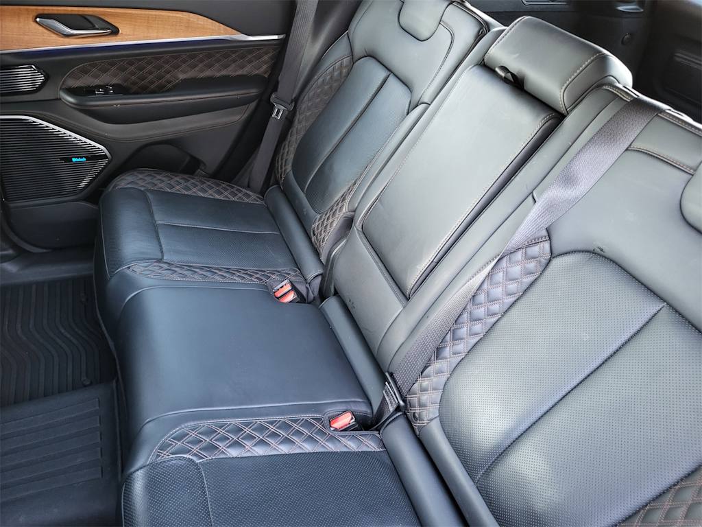 Thumbnail: 2023 Jeep Grand Cherokee - 12