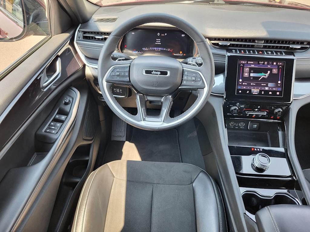 Thumbnail: 2023 Jeep Grand Cherokee L - 2