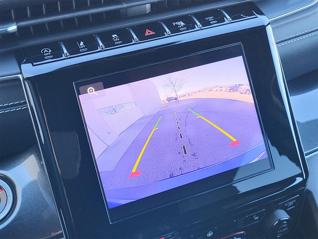 Thumbnail: 2023 Jeep Grand Cherokee L - 23