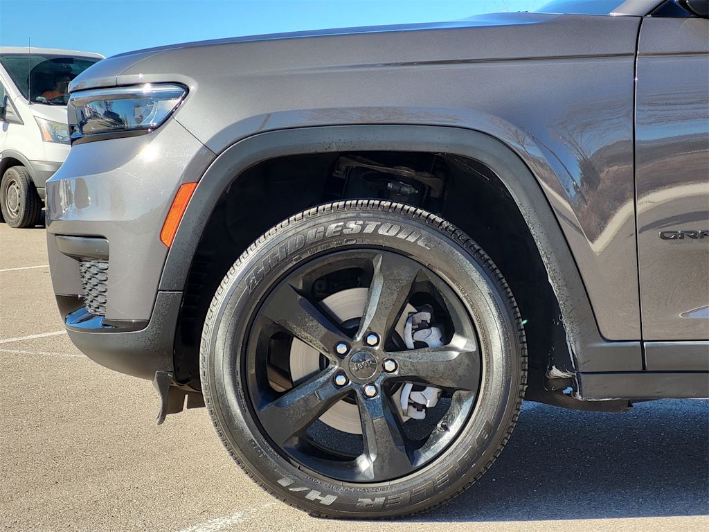 Thumbnail: 2023 Jeep Grand Cherokee L - 8