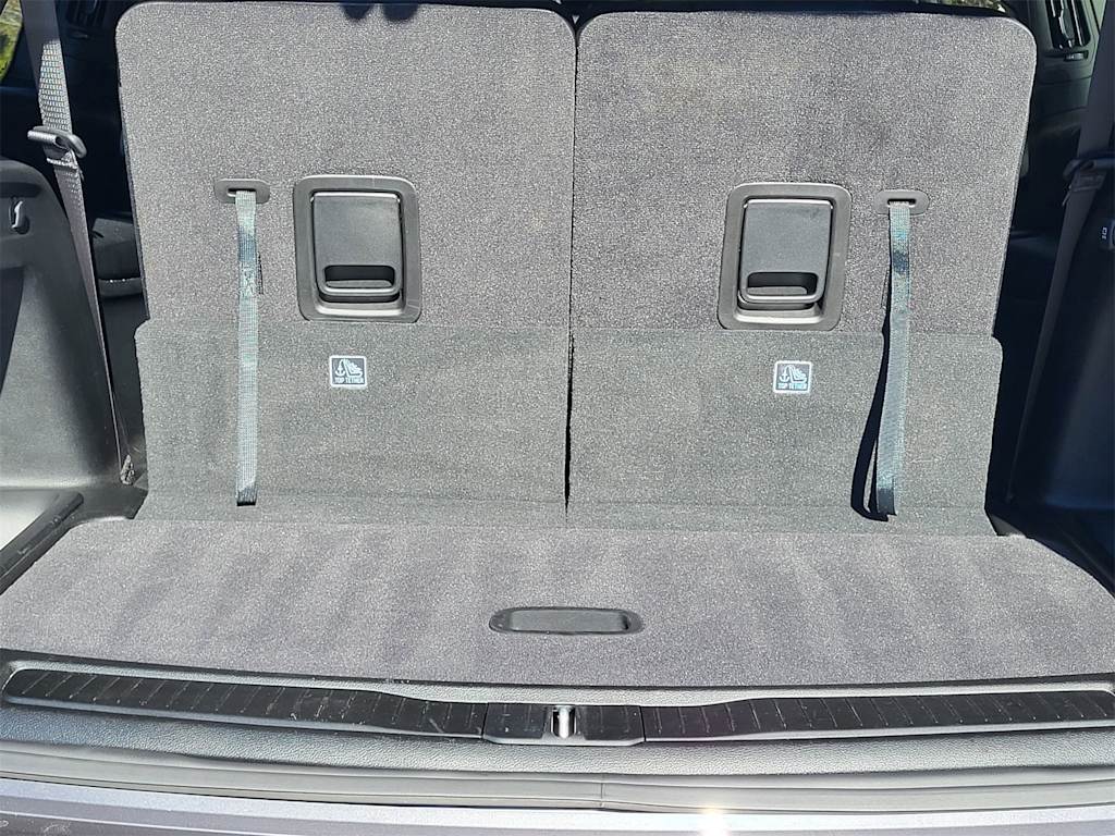 Thumbnail: 2023 Jeep Grand Cherokee L - 17