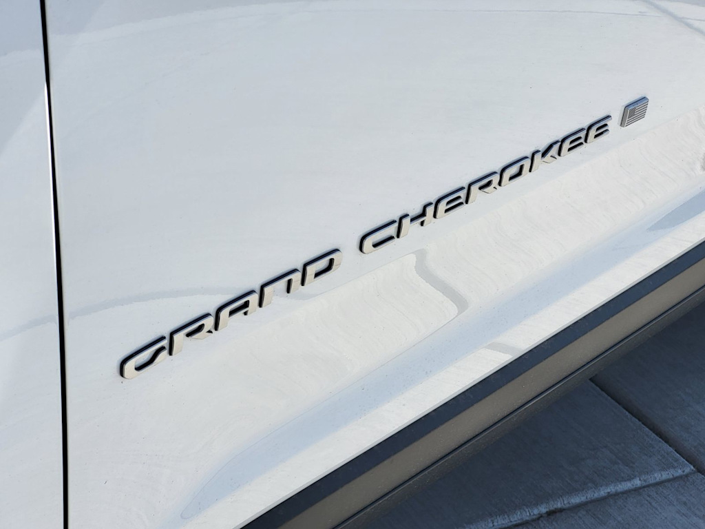 Thumbnail: 2026 Jeep Grand Cherokee L - 5