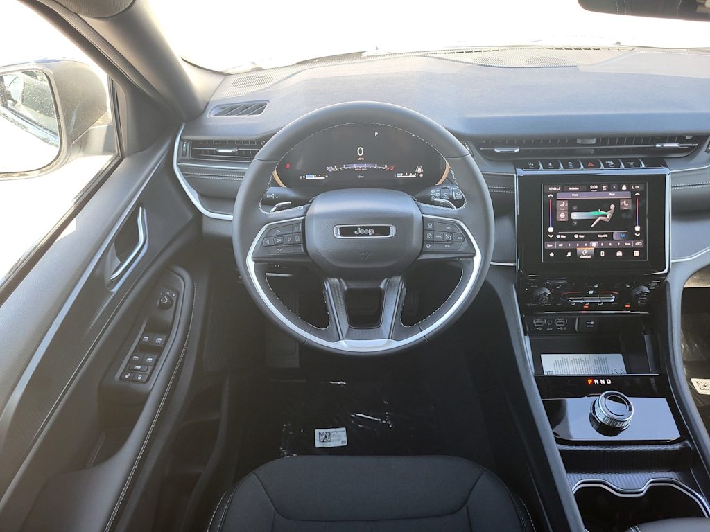 Thumbnail: 2026 Jeep Grand Cherokee L - 2