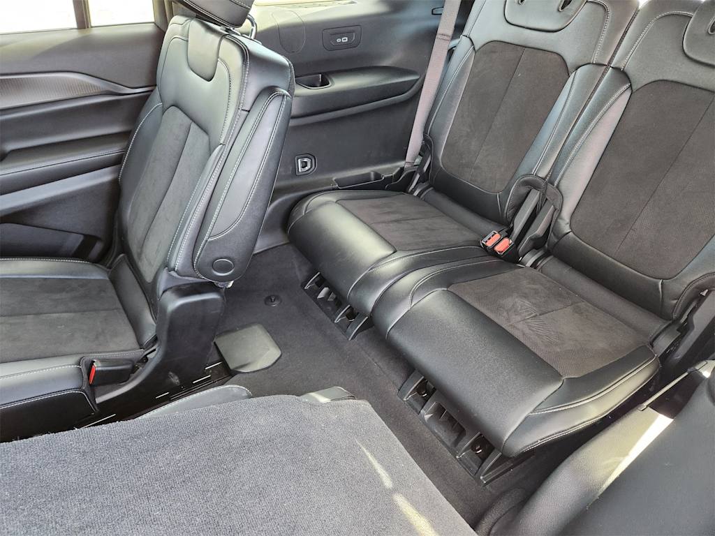 Thumbnail: 2023 Jeep Grand Cherokee L - 32