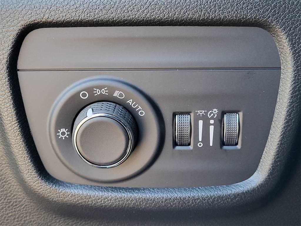 Thumbnail: 2025 Jeep Grand Cherokee L - 19