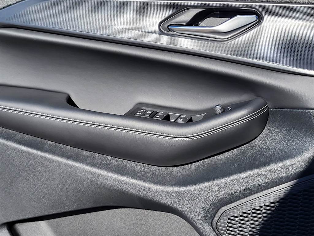 Thumbnail: 2025 Jeep Grand Cherokee L - 20