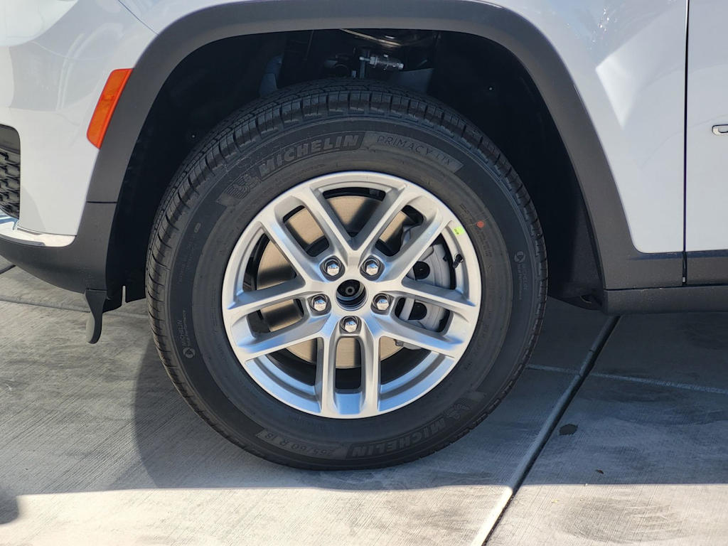 Thumbnail: 2026 Jeep Grand Cherokee L - 6