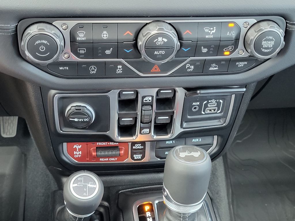 Thumbnail: 2026 Jeep Wrangler - 20