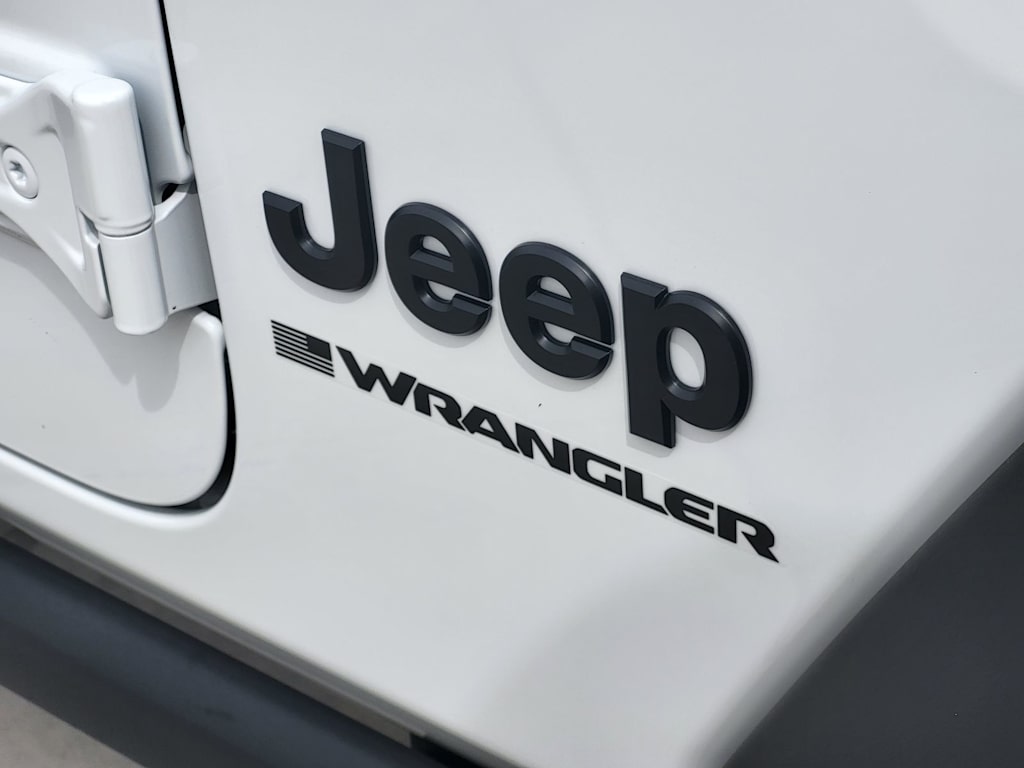 Thumbnail: 2026 Jeep Wrangler - 5