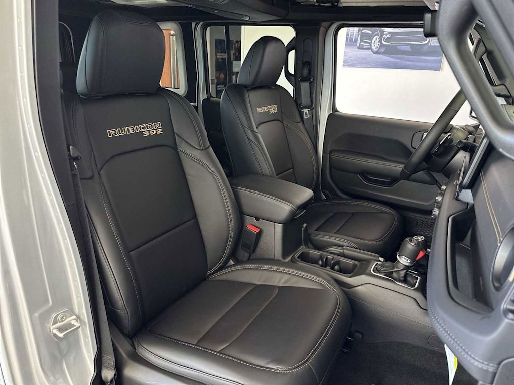 Thumbnail: 2024 Jeep Wrangler - 31