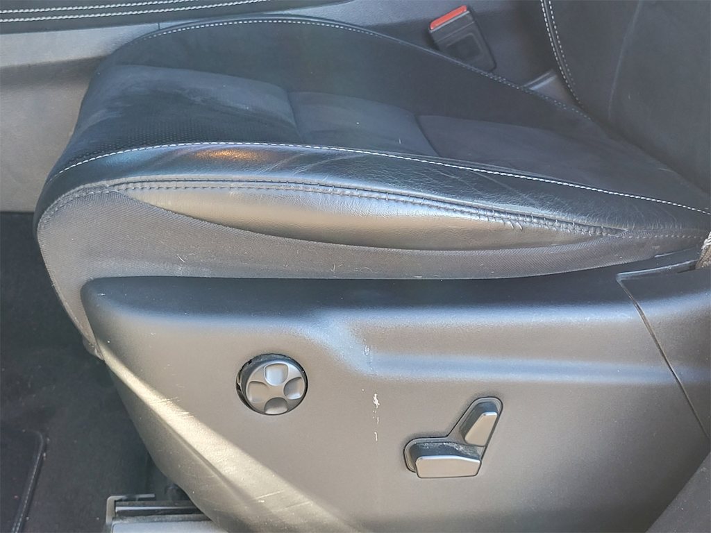 Thumbnail: 2021 Dodge Durango - 24