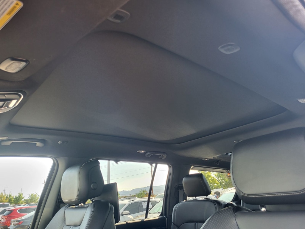 Thumbnail: 2024 Jeep Wagoneer - 22