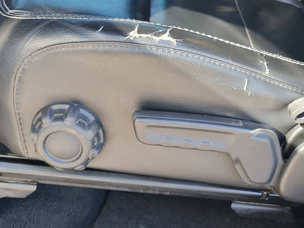 Thumbnail: 2020 Jeep Gladiator - 21