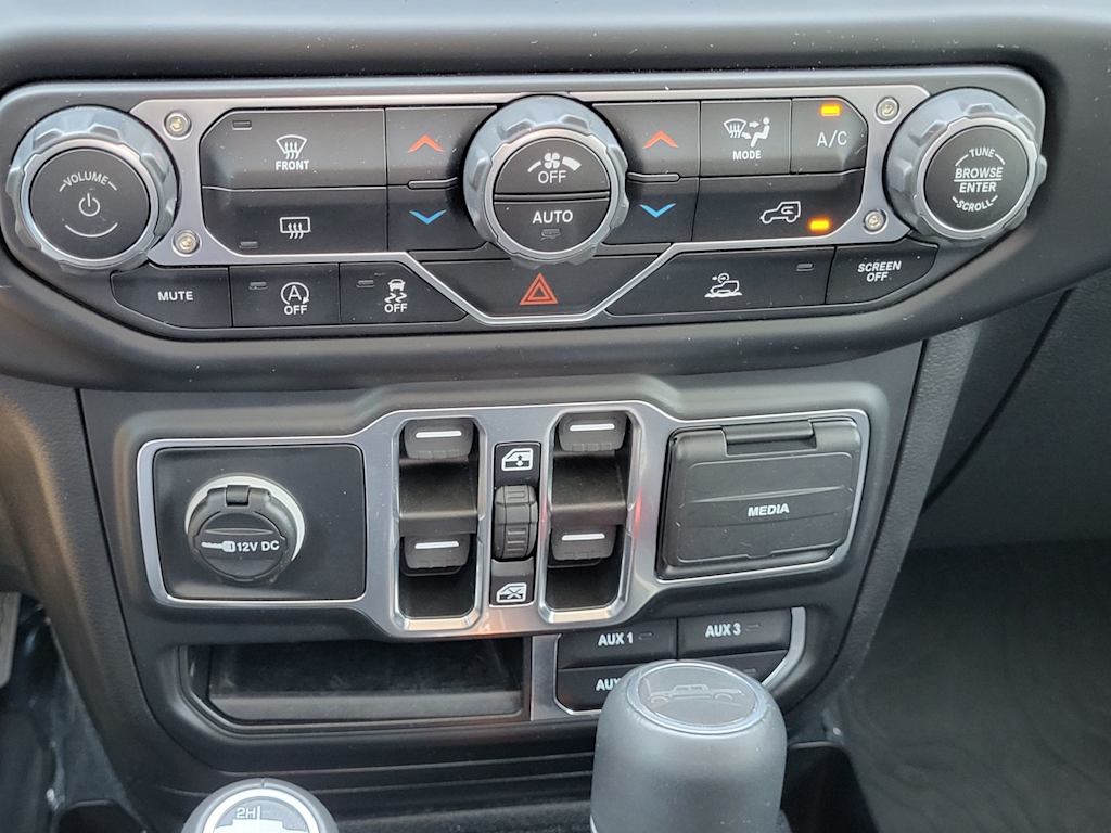Thumbnail: 2023 Jeep Gladiator - 27