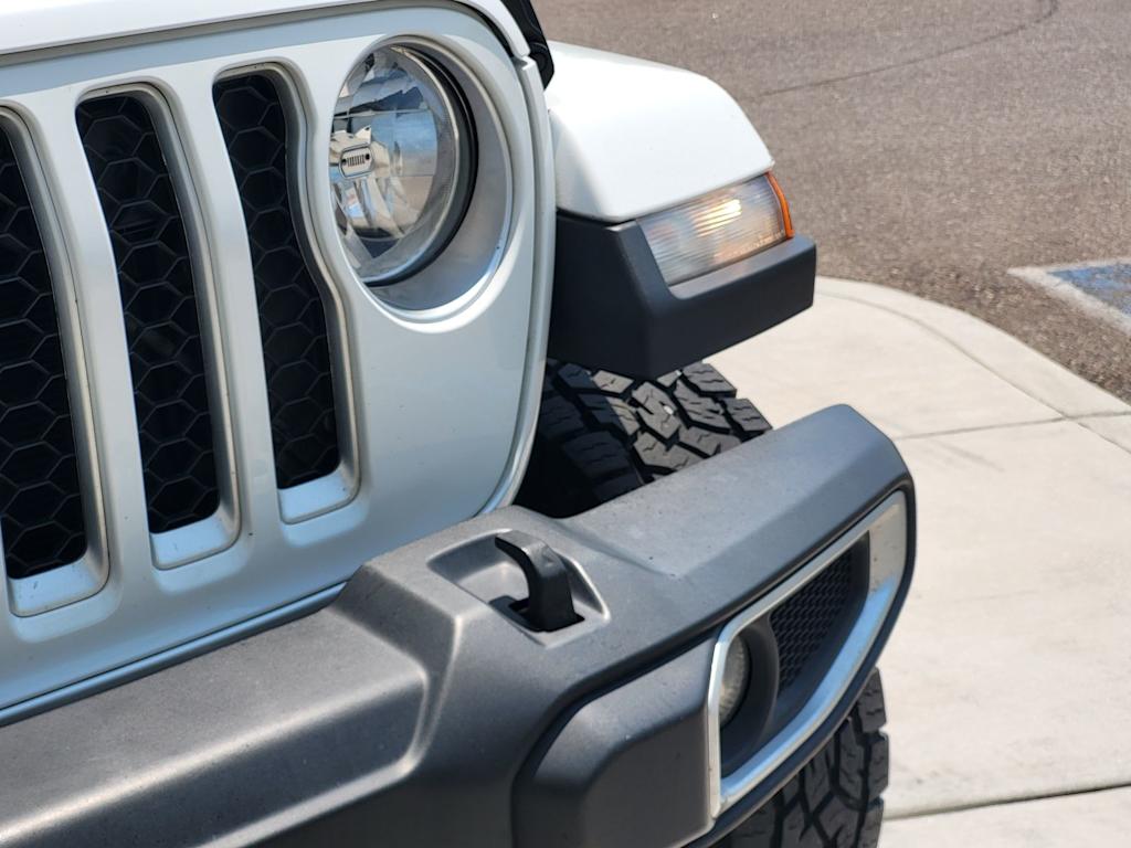 Thumbnail: 2023 Jeep Gladiator - 18