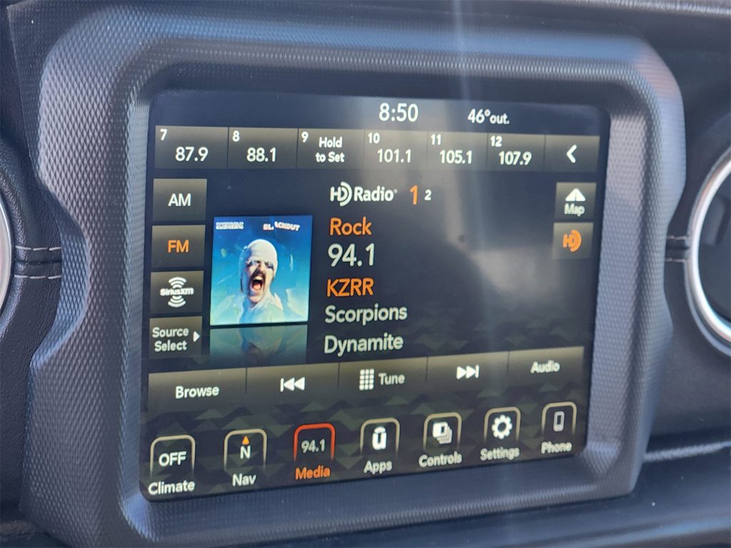 Thumbnail: 2020 Jeep Gladiator - 14