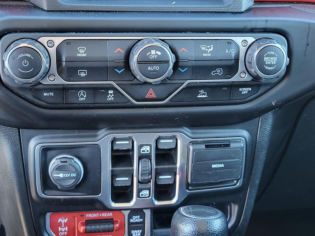 Thumbnail: 2020 Jeep Gladiator - 26