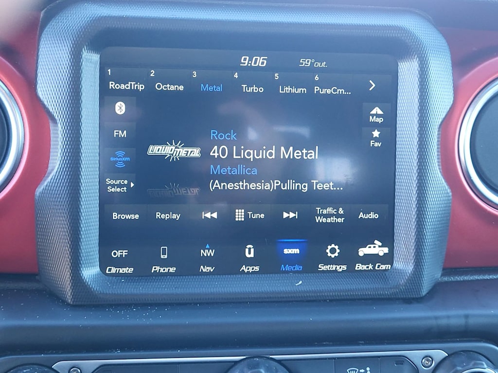 Thumbnail: 2020 Jeep Gladiator - 12