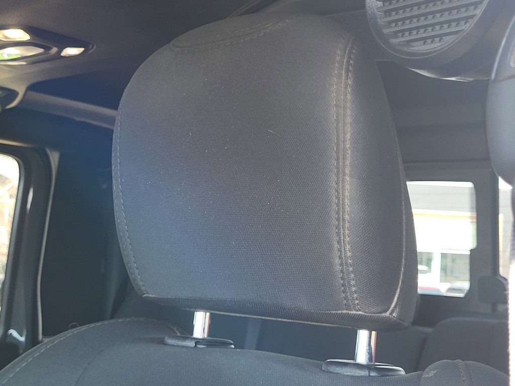 Thumbnail: 2020 Jeep Gladiator - 22