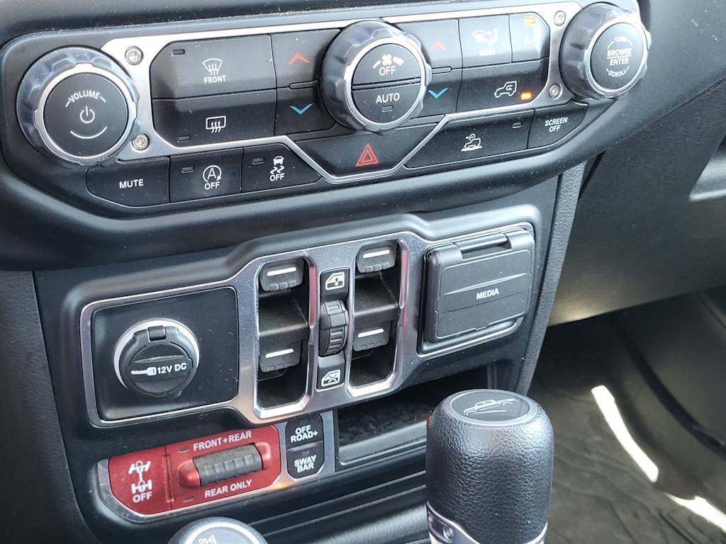 Thumbnail: 2023 Jeep Gladiator - 26