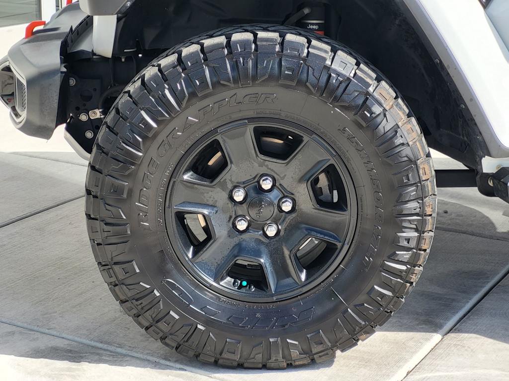 Thumbnail: 2021 Jeep Gladiator - 7