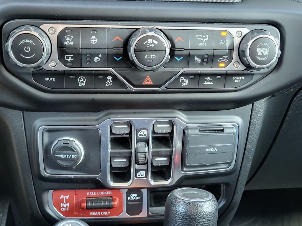 Thumbnail: 2021 Jeep Gladiator - 24