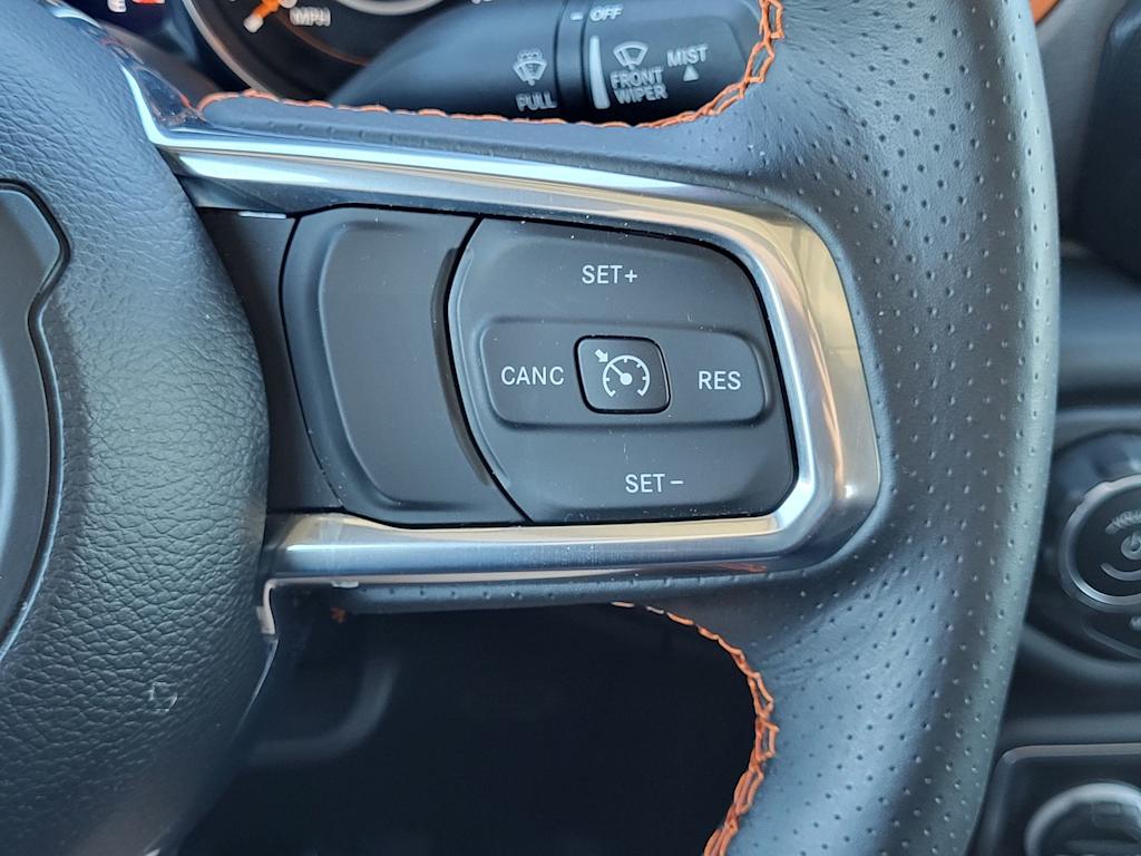 Thumbnail: 2023 Jeep Gladiator - 25