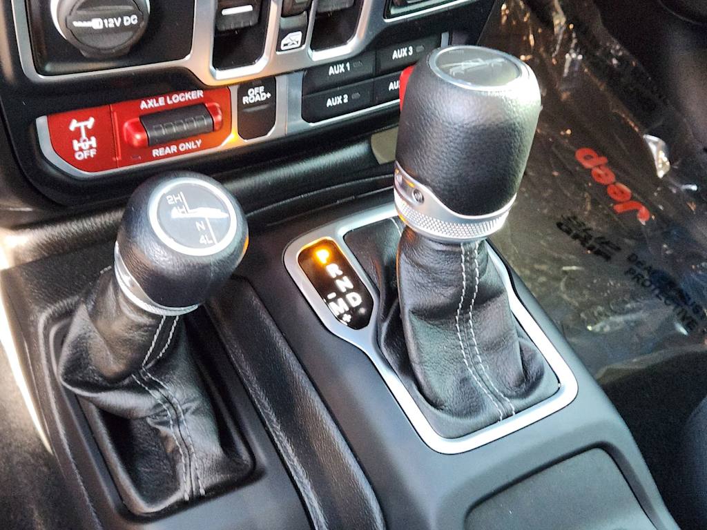 Thumbnail: 2024 Jeep Gladiator - 14