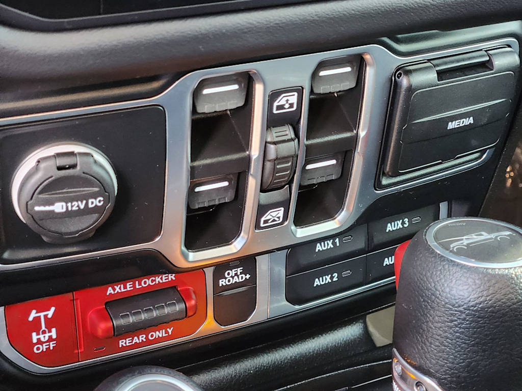 Thumbnail: 2024 Jeep Gladiator - 29