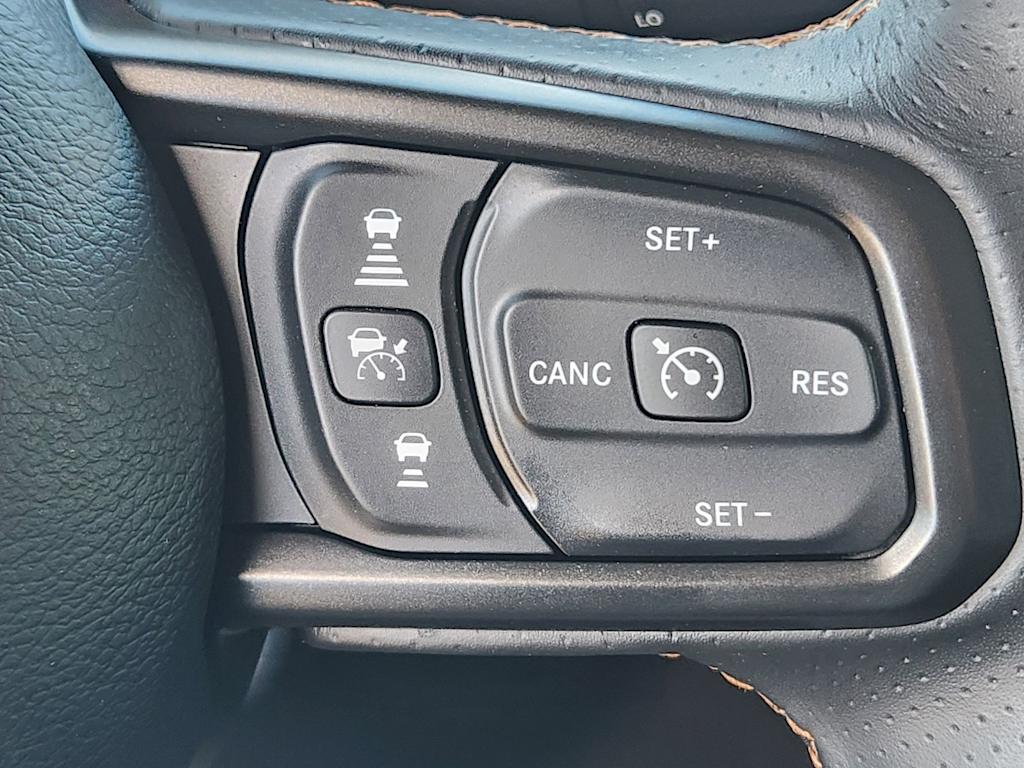 Thumbnail: 2024 Jeep Gladiator - 26