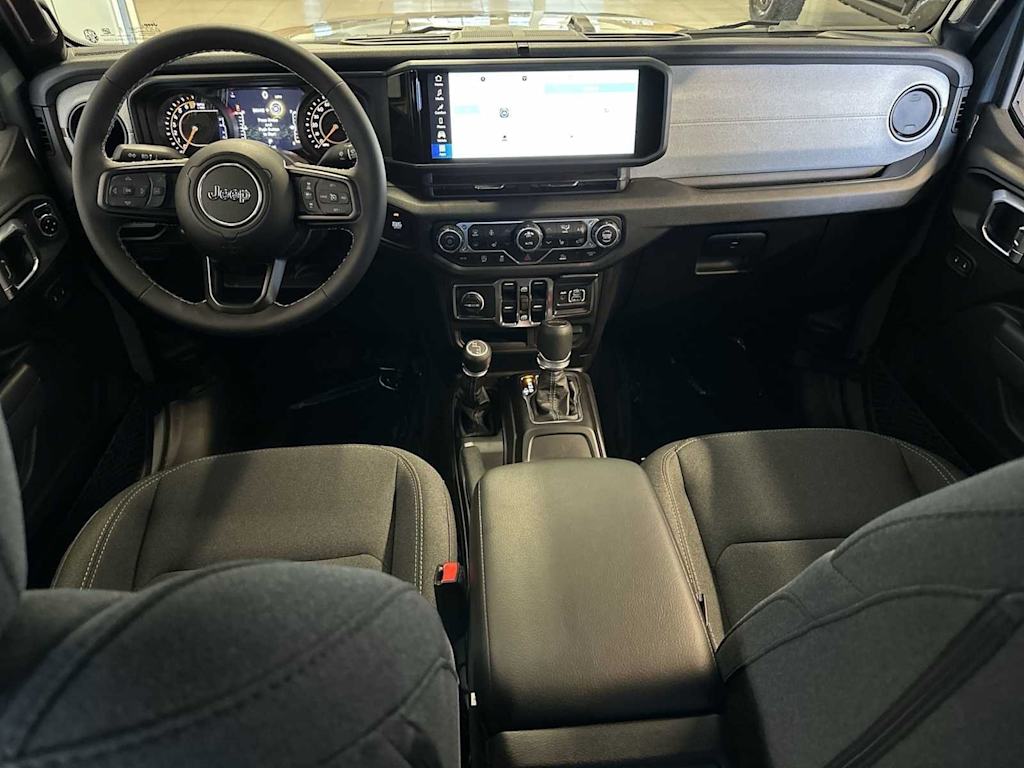 Thumbnail: 2025 Jeep Gladiator - 2