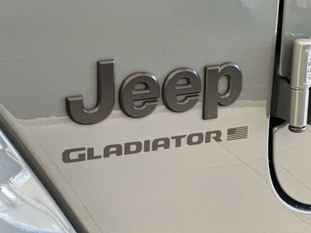 Thumbnail: 2025 Jeep Gladiator - 7