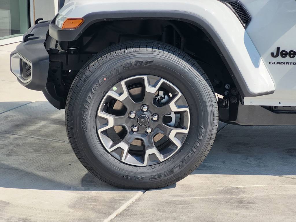 Thumbnail: 2026 Jeep Gladiator - 6