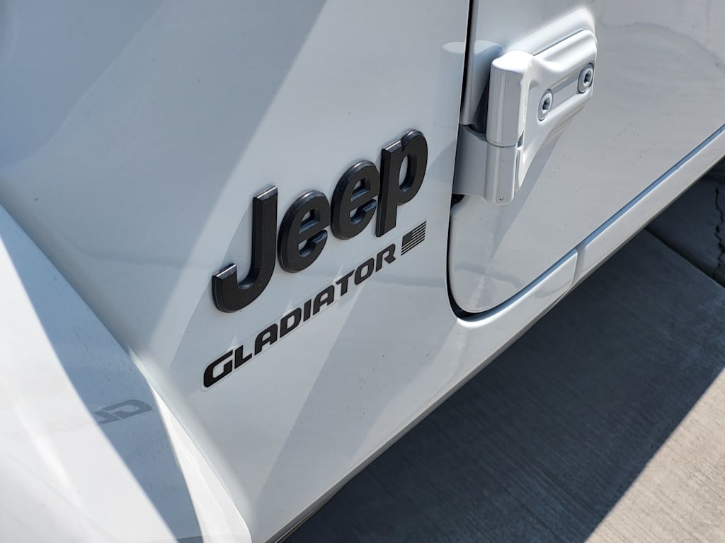 Thumbnail: 2026 Jeep Gladiator - 5