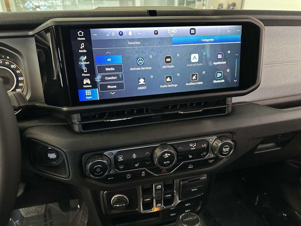 Thumbnail: 2025 Jeep Gladiator - 13