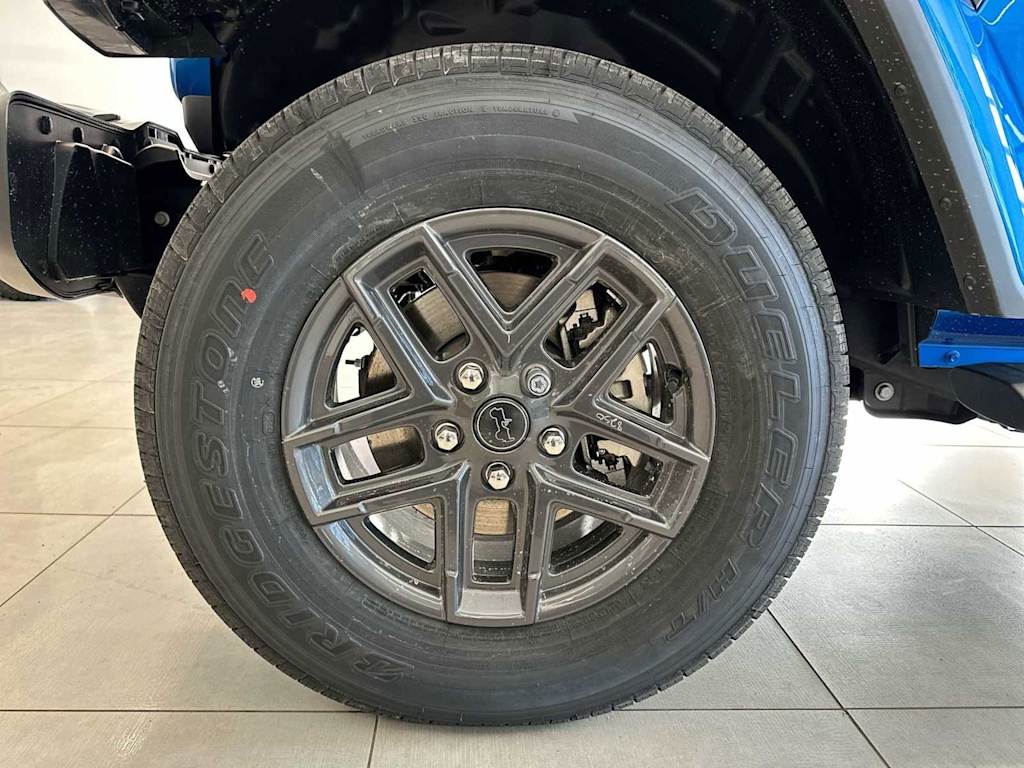 Thumbnail: 2025 Jeep Gladiator - 8