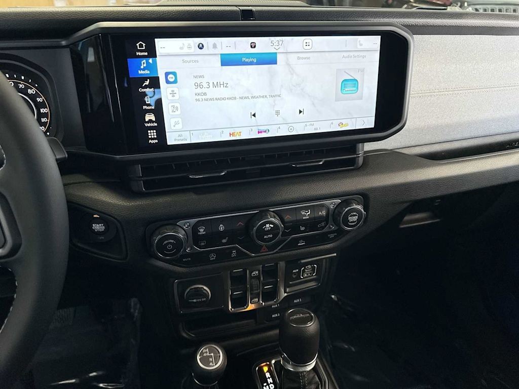 Thumbnail: 2025 Jeep Gladiator - 13