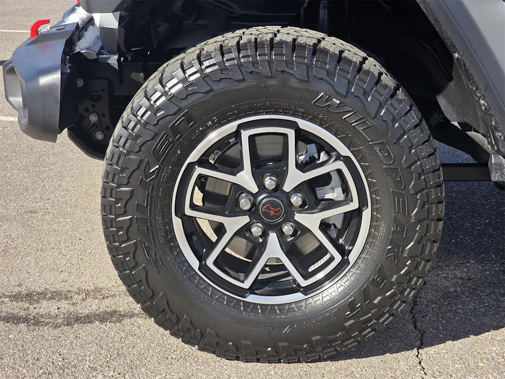 Thumbnail: 2025 Jeep Gladiator - 18