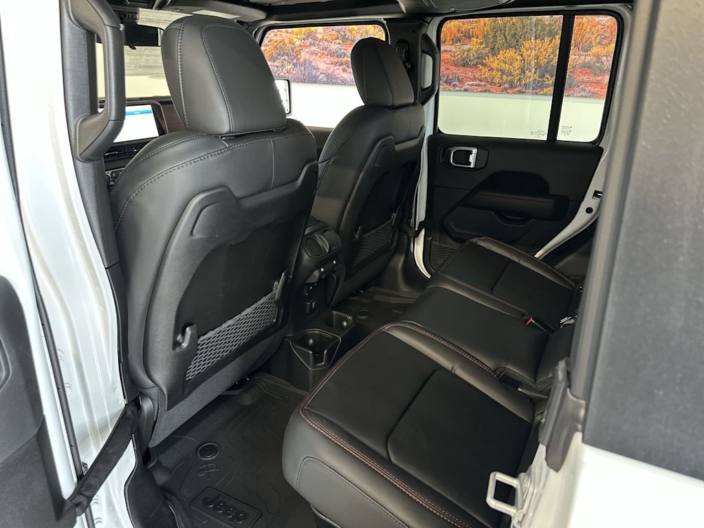 2025 Jeep Gladiator Rubicon 12