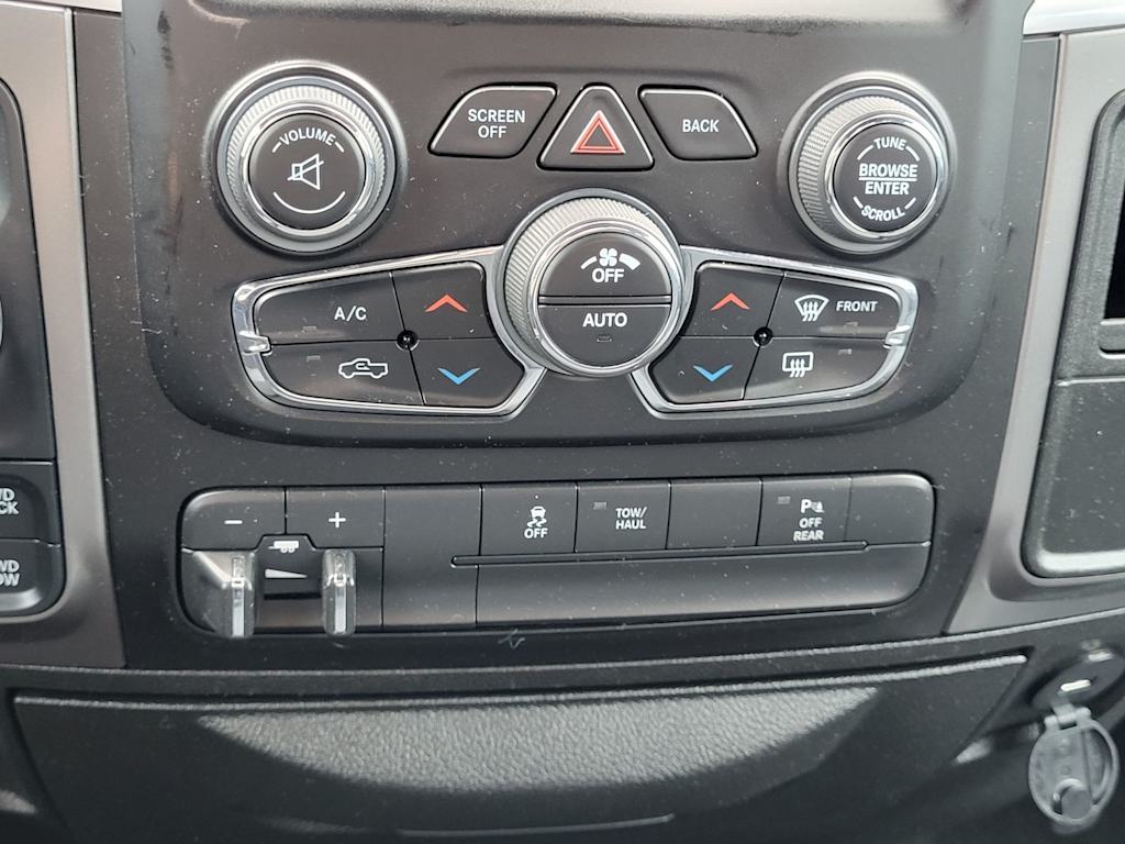 Thumbnail: 2021 RAM 1500 - 29
