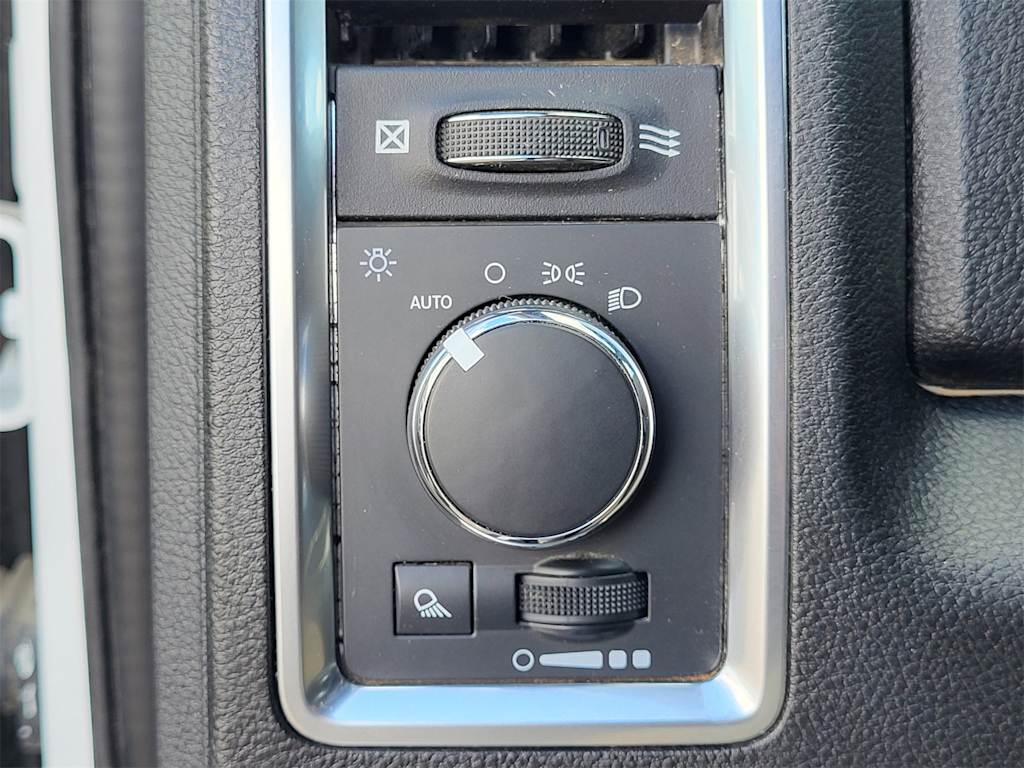 Thumbnail: 2023 RAM 1500 - 25