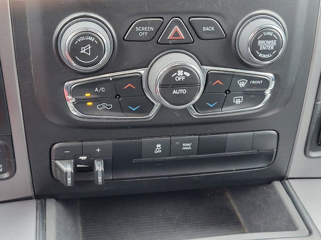Thumbnail: 2023 RAM 1500 - 29