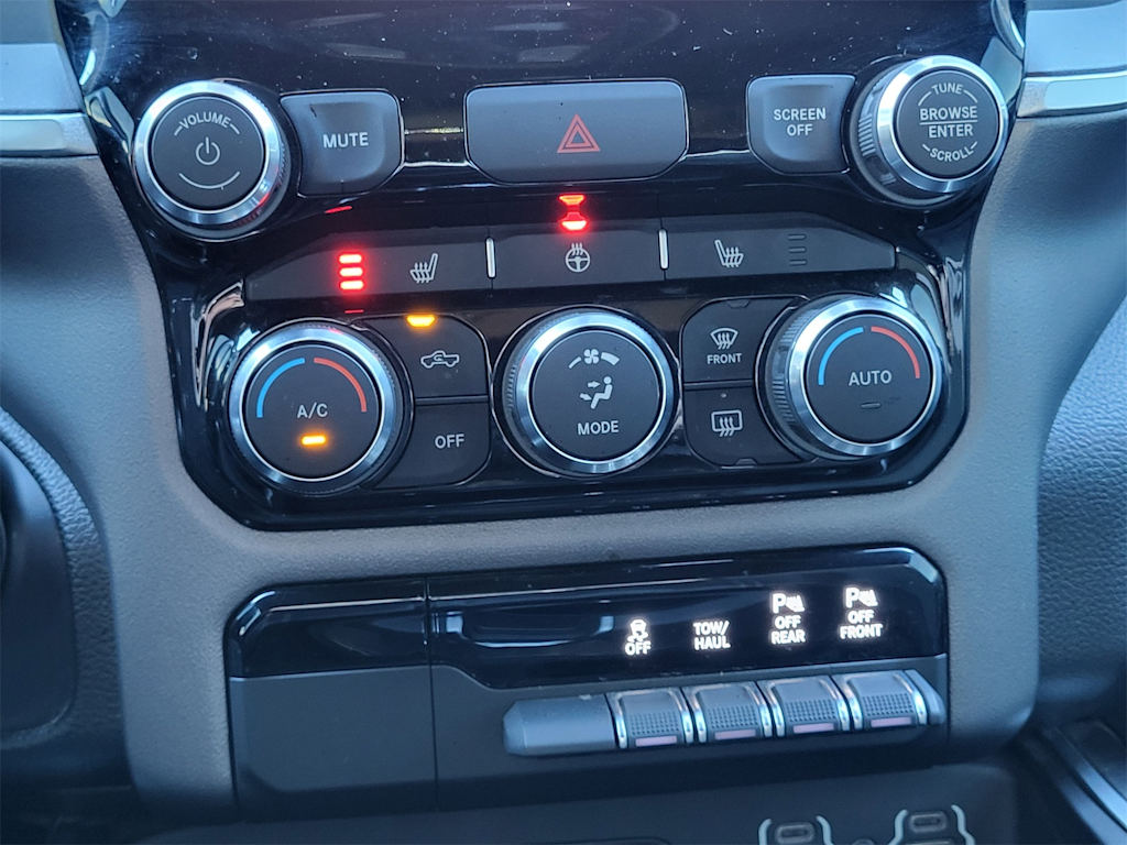 Thumbnail: 2022 RAM 1500 - 27