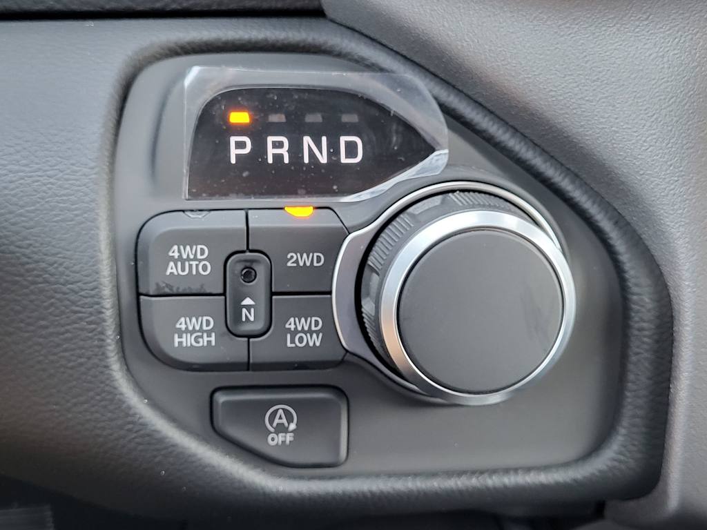 Thumbnail: 2026 RAM 1500 - 20